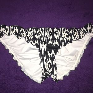 VS ruffled bottoms
